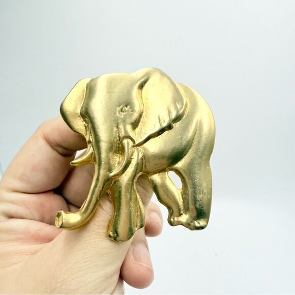 Gold Tone Elephant Large Brooch Pin - Picture 1 of 7